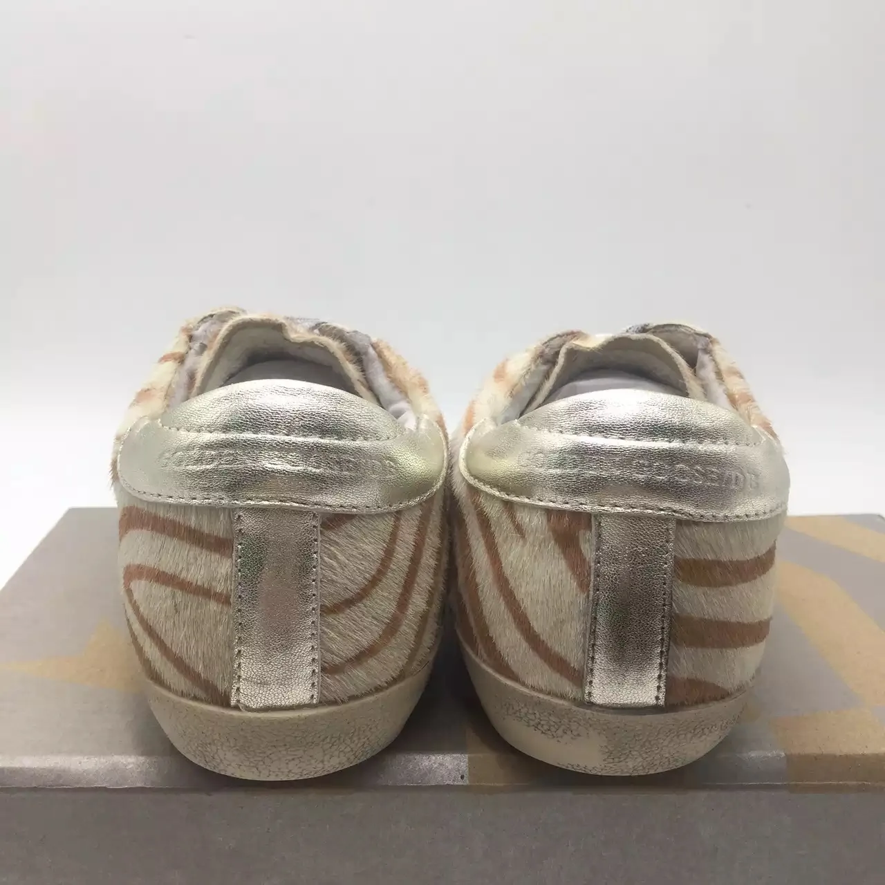 Golden Goose Sneakers Super Star “Gold” — photo 1 of 8
