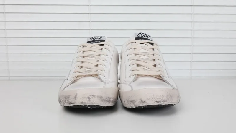 Golden Goose Golden Goose 2014 -whiteyellow 韩国热卖 纯手工高级定制 情侣款休 “White Gold” — photo 4 of 12