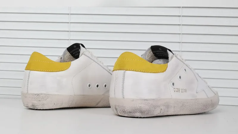 Golden Goose Golden Goose 2014 -whiteyellow 韩国热卖 纯手工高级定制 情侣款休 “White Gold” — photo 8 of 12