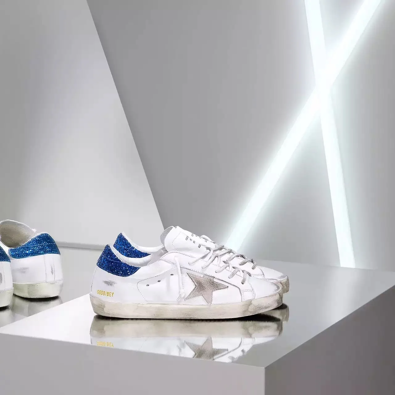 Golden Goose Ggdb亮片蓝底 — photo 1 of 1