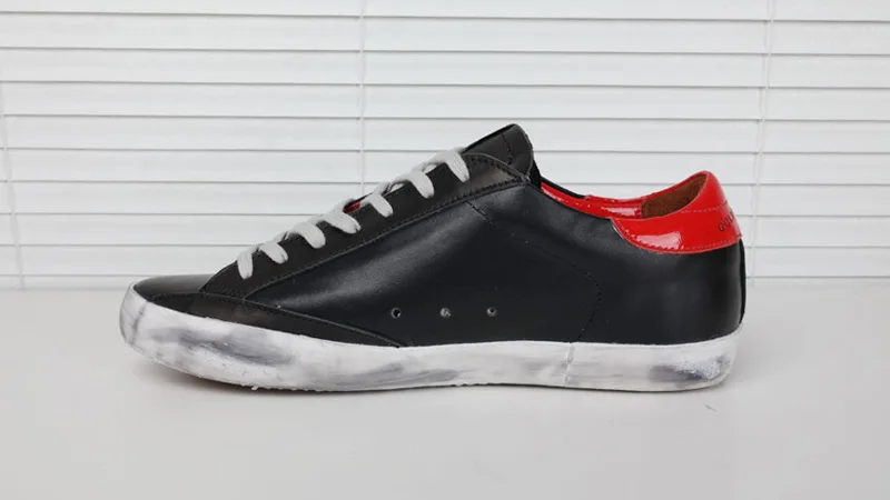Golden Goose Golden Goose Super Star Black Red 韩国热卖爆款 明星最爱穿 纯 “Black Gold” — photo 1 of 7