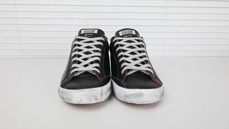 Golden Goose Golden Goose Super Star Black Red 韩国热卖爆款 明星最爱穿 纯 “Black Gold” — photo 4 of 7
