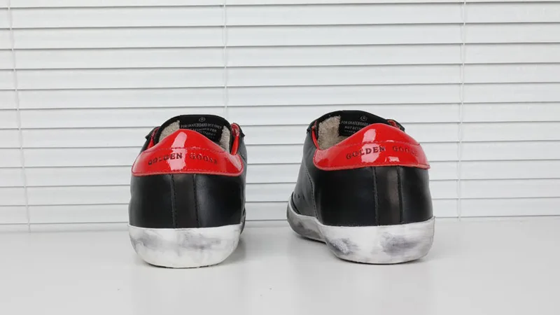 Golden Goose Golden Goose Super Star Black Red 韩国热卖爆款 明星最爱穿 纯 “Black Gold” — photo 5 of 7