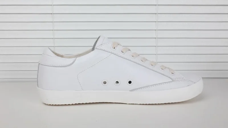 Golden Goose Golden Goose New All White 韩国热卖爆款 明星最爱穿 纯手工 高级定制 “White Gold” — photo 5 of 7