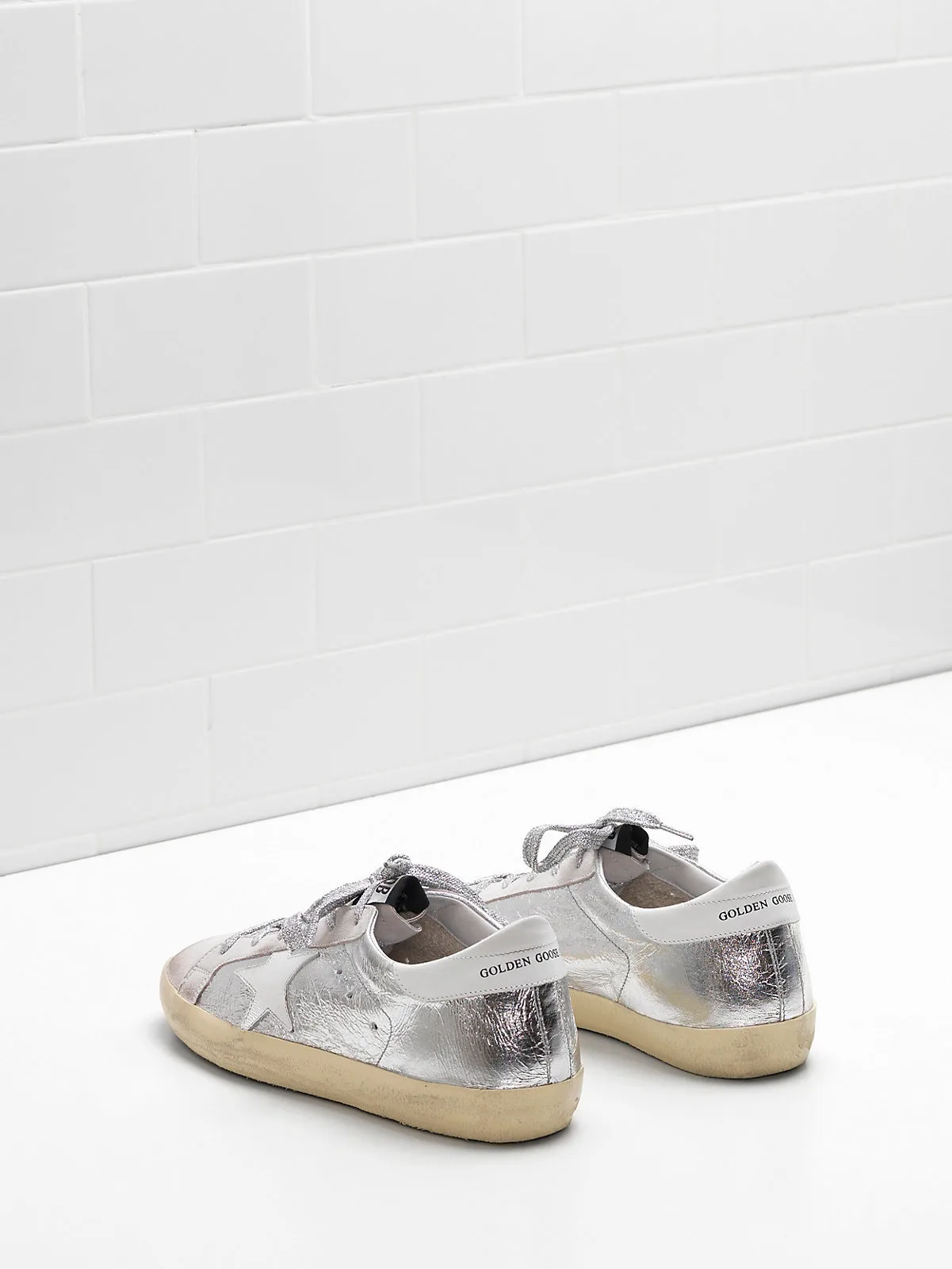 Golden Goose Superstar Sneakers G30ws590 Uppers Laminated Fab — photo 2 of 4