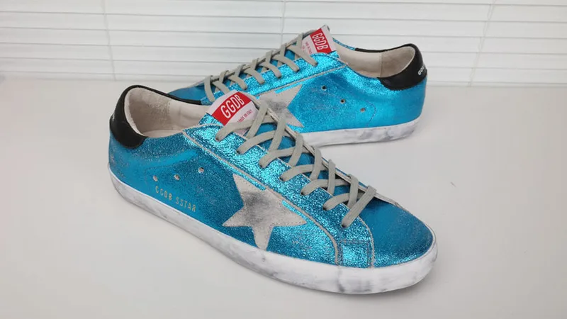 Golden Goose Golden Goose Blue Glitter 韩国热卖 纯手工高级定制 情侣款休闲鞋 34 “Gold Blue” — photo 10 of 17