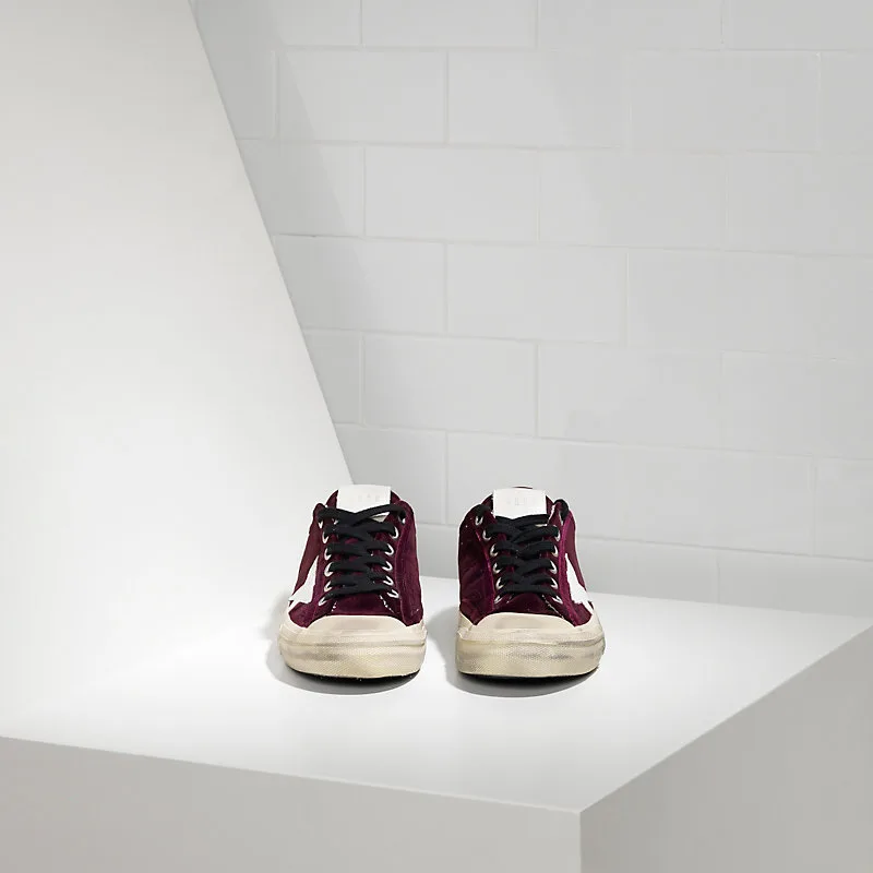Golden Goose Sneakers V-star 2 — photo 9 of 10