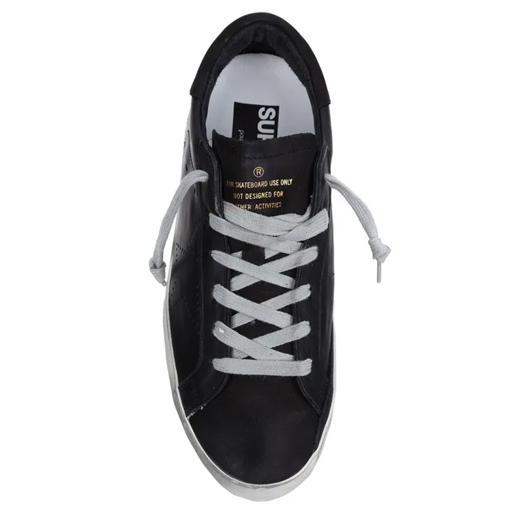 Golden Goose Ggdb 纯黑 — photo 1 of 3