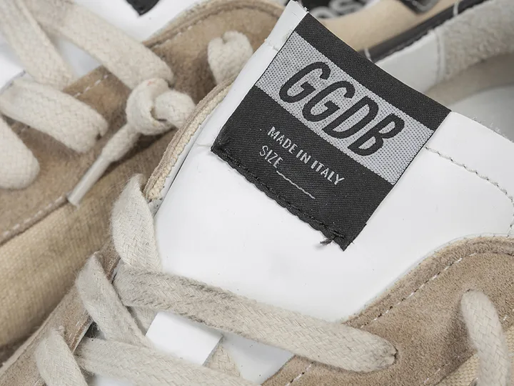 Golden Goose Golden Goose Superstar Ggdb 15韩版潮流个性简约男士户外休闲低帮板鞋 “Gold Beige” — photo 1 of 12
