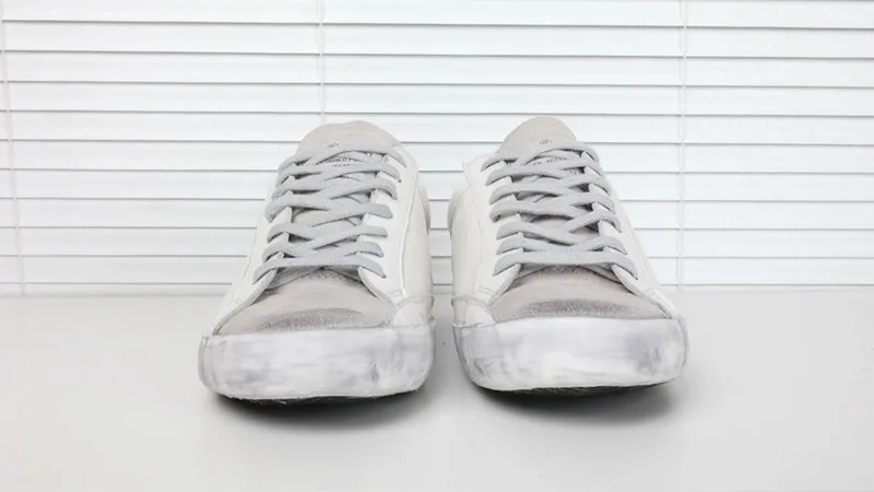 Golden Goose Golden Goose All White Cream 韩国热卖 纯手工高级定制 情侣款休闲鞋 “White Gold” — photo 5 of 16