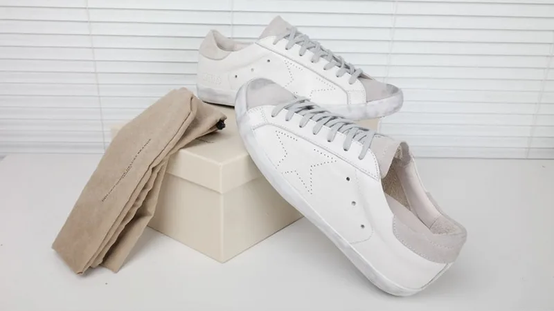 Golden Goose Golden Goose All White Cream 韩国热卖 纯手工高级定制 情侣款休闲鞋 “White Gold” — photo 10 of 16