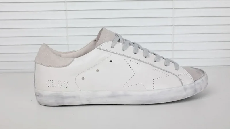 Golden Goose Golden Goose All White Cream 韩国热卖 纯手工高级定制 情侣款休闲鞋 “White Gold” — photo 11 of 16
