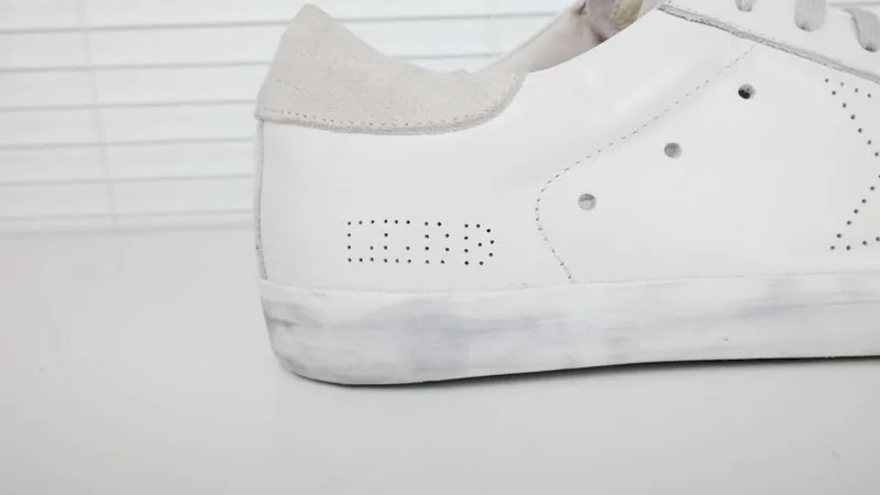 Golden Goose Golden Goose All White Cream 韩国热卖 纯手工高级定制 情侣款休闲鞋 “White Gold” — photo 16 of 16