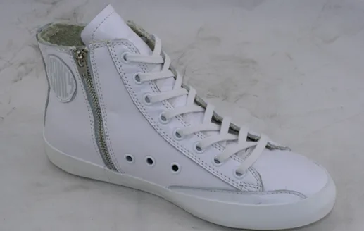 Golden Goose Golden Goose Francy- All White 韩国热卖 纯手工高级定制 情侣款休 “White Gold” — photo 1 of 6