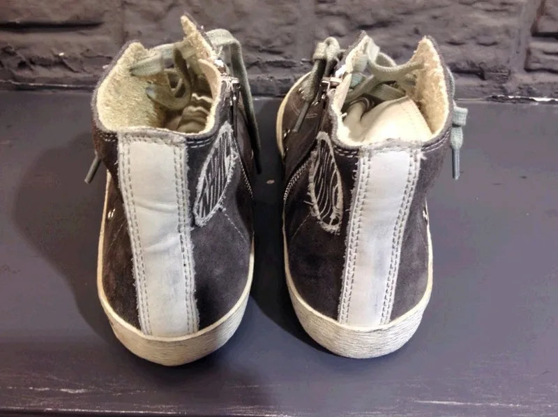 Golden Goose Golden Goose Francy-grey 韩国热卖 纯手工高级定制 情侣款休闲鞋 34- “Grey Gold” — photo 1 of 10