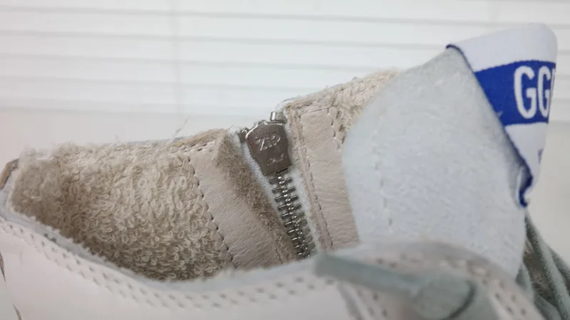Golden Goose Golden Goose Francy - White Silver 韩国热卖 纯手工高级定制 “White Silver” — photo 6 of 23
