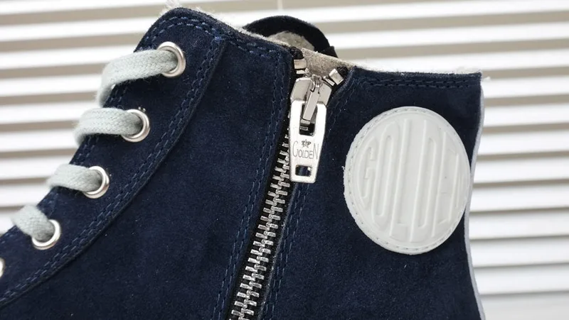 Golden Goose Golden Goose Francy - Suede Navy韩国热卖 纯手工高级定制 情侣款 “Gold Navy” — photo 8 of 13