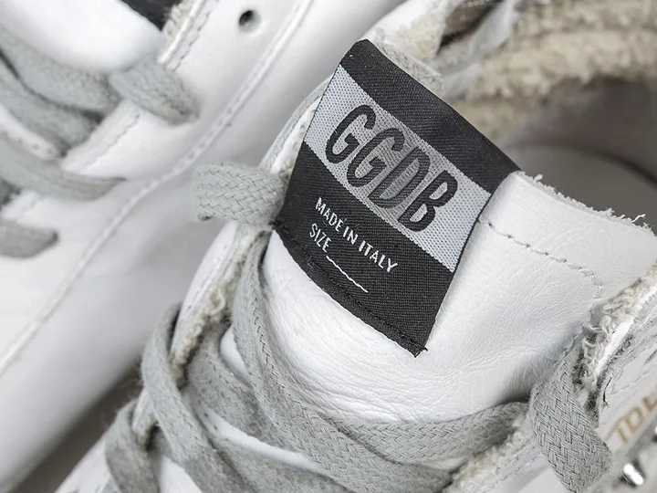 Golden Goose Golden Goose Slide -white 手工鞋 高级定制 情侣款 34-46 “White Gold” — photo 7 of 10