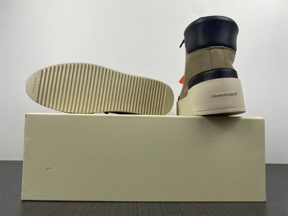 GOAT Hiking Sneaker “Tan Black” — photo 4 of 17