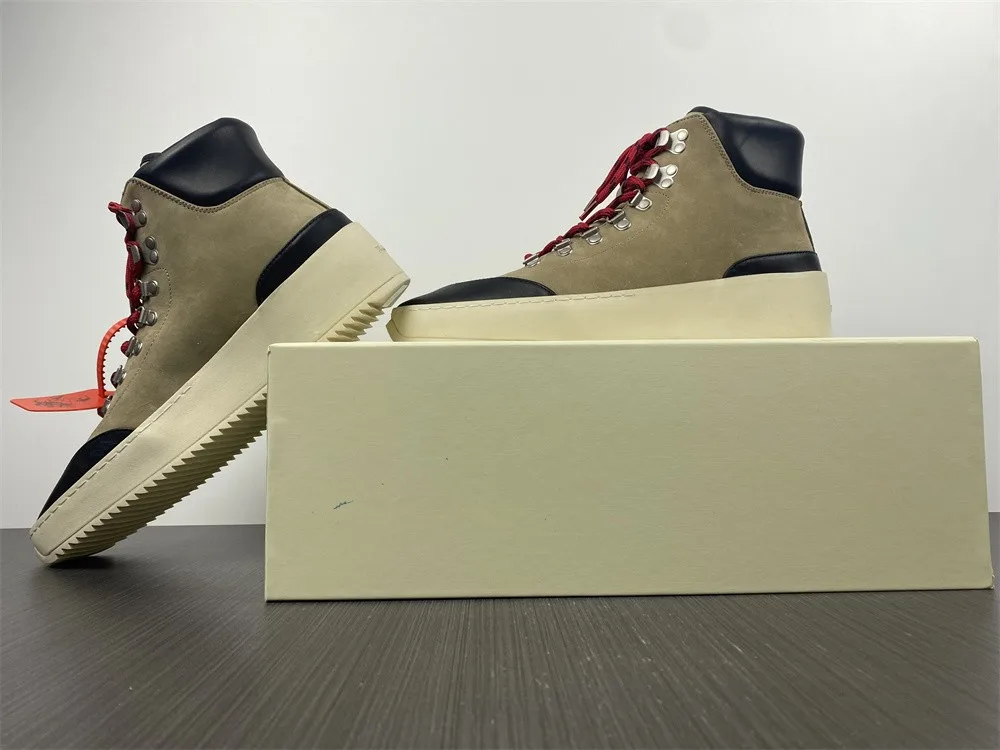 GOAT Hiking Sneaker “Tan Black” — photo 5 of 17