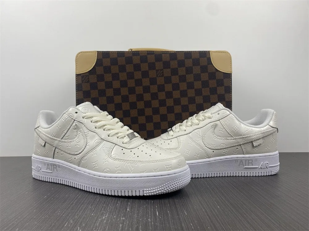 Louis Vuitton x Nike Air Force 1 Low “Cream White Black” — photo 5 of 18