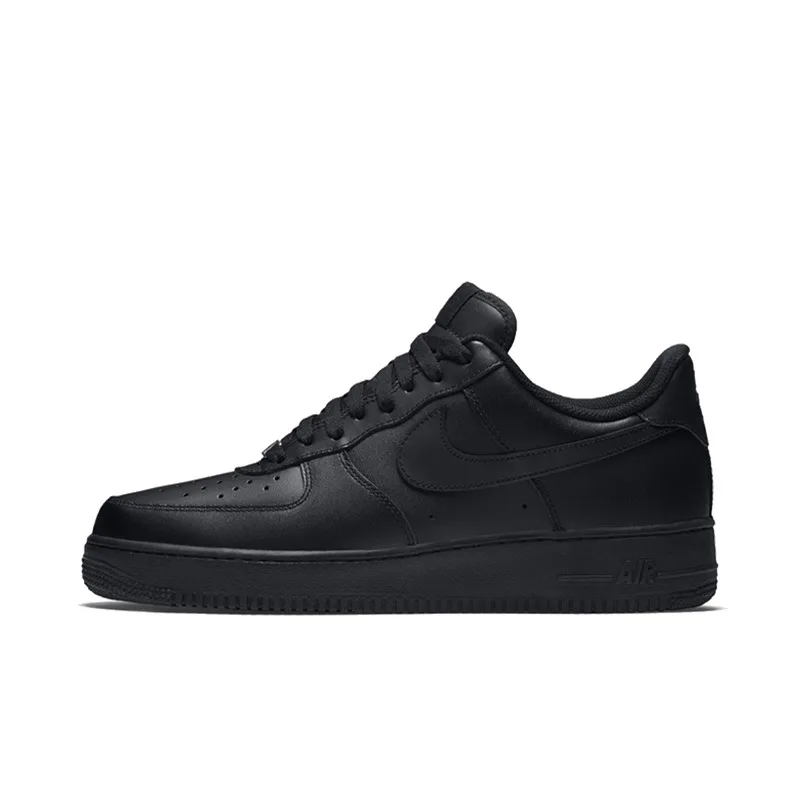 Nike “Black” — photo 1 of 1