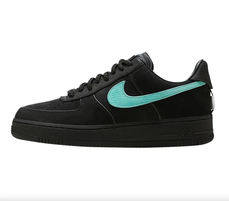 Nike “Black” — photo 1 of 1