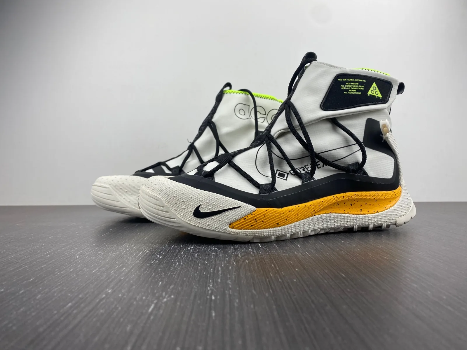 Nike ACG Air Terra Antarktik “White Black Yellow” — photo 2 of 13