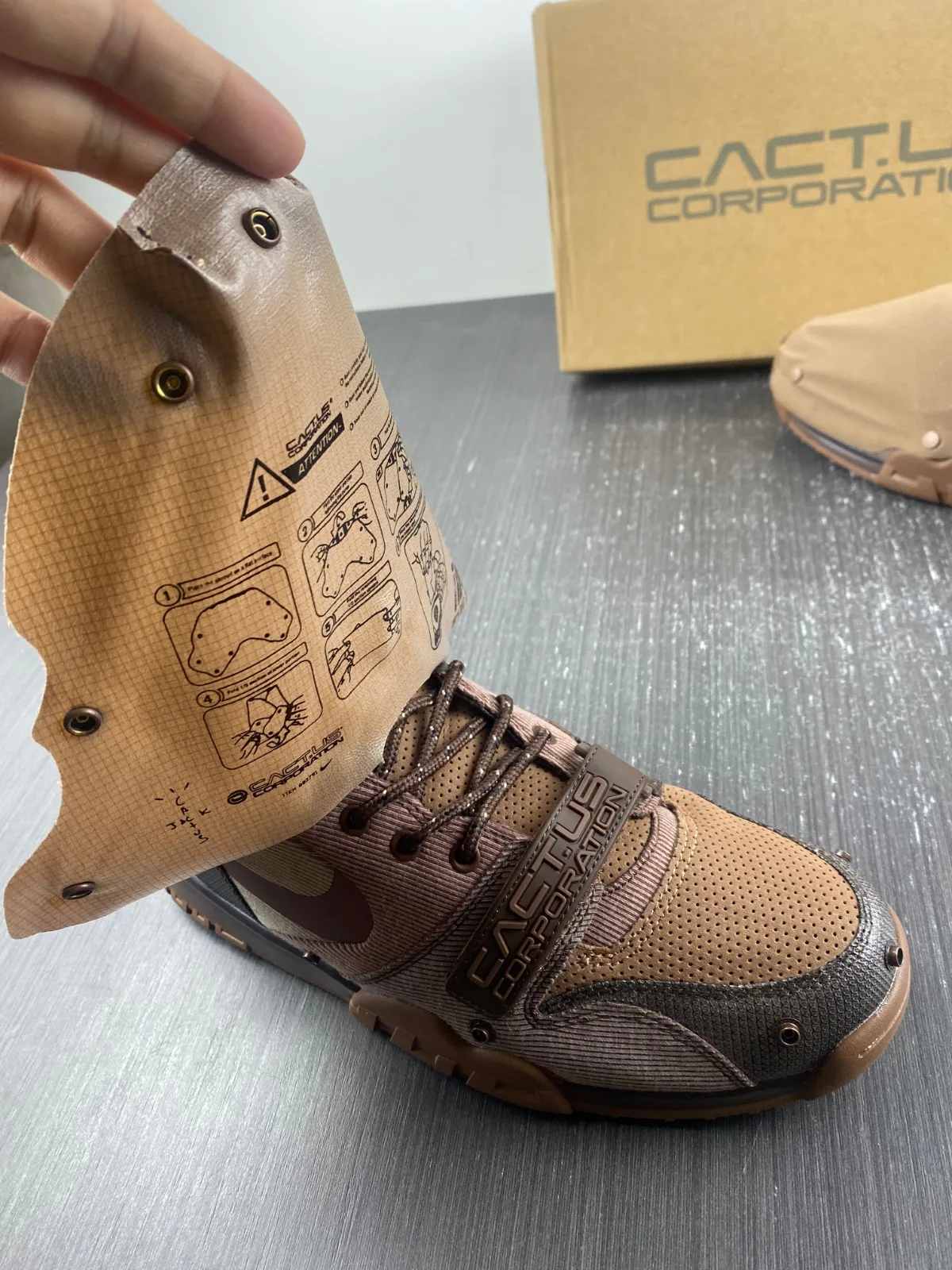 Nike Travis Scott x Air Trainer 1 “Brown” — photo 13 of 18
