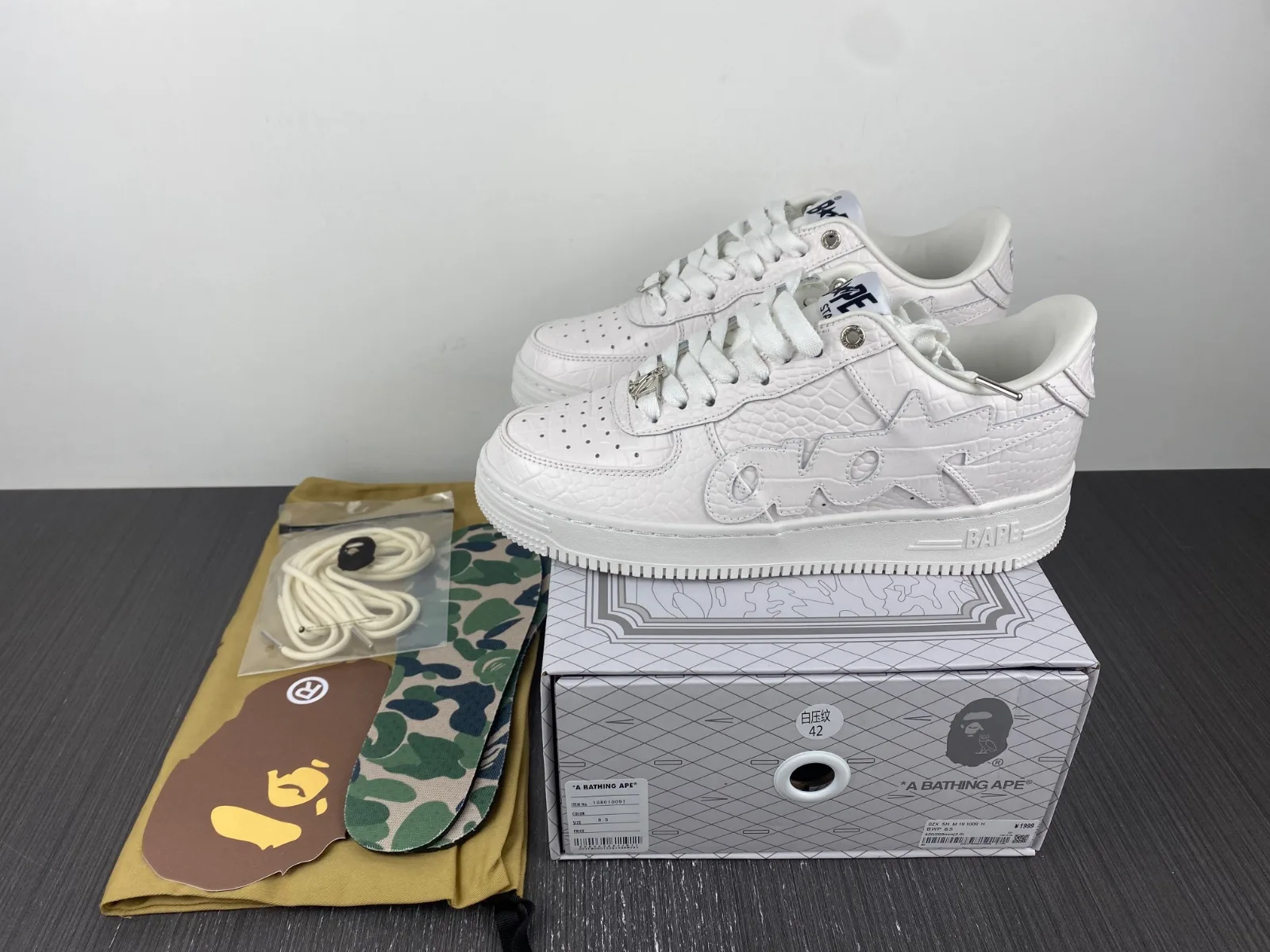 BAPE STA “White Croc” — photo 28 of 28