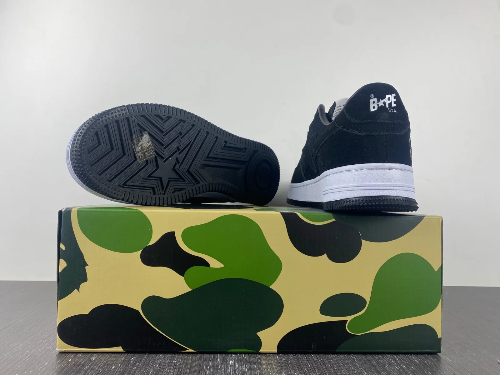 BAPE STA “Black White” — photo 9 of 19