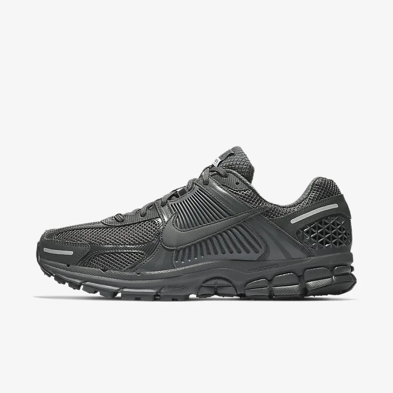 Nike “Charcoal Olive” — photo 1 of 1