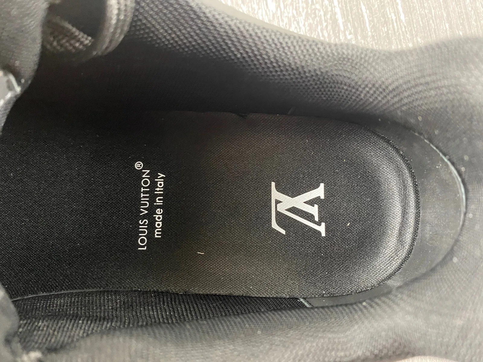 Louis Vuitton Trainer “Black” — photo 4 of 17