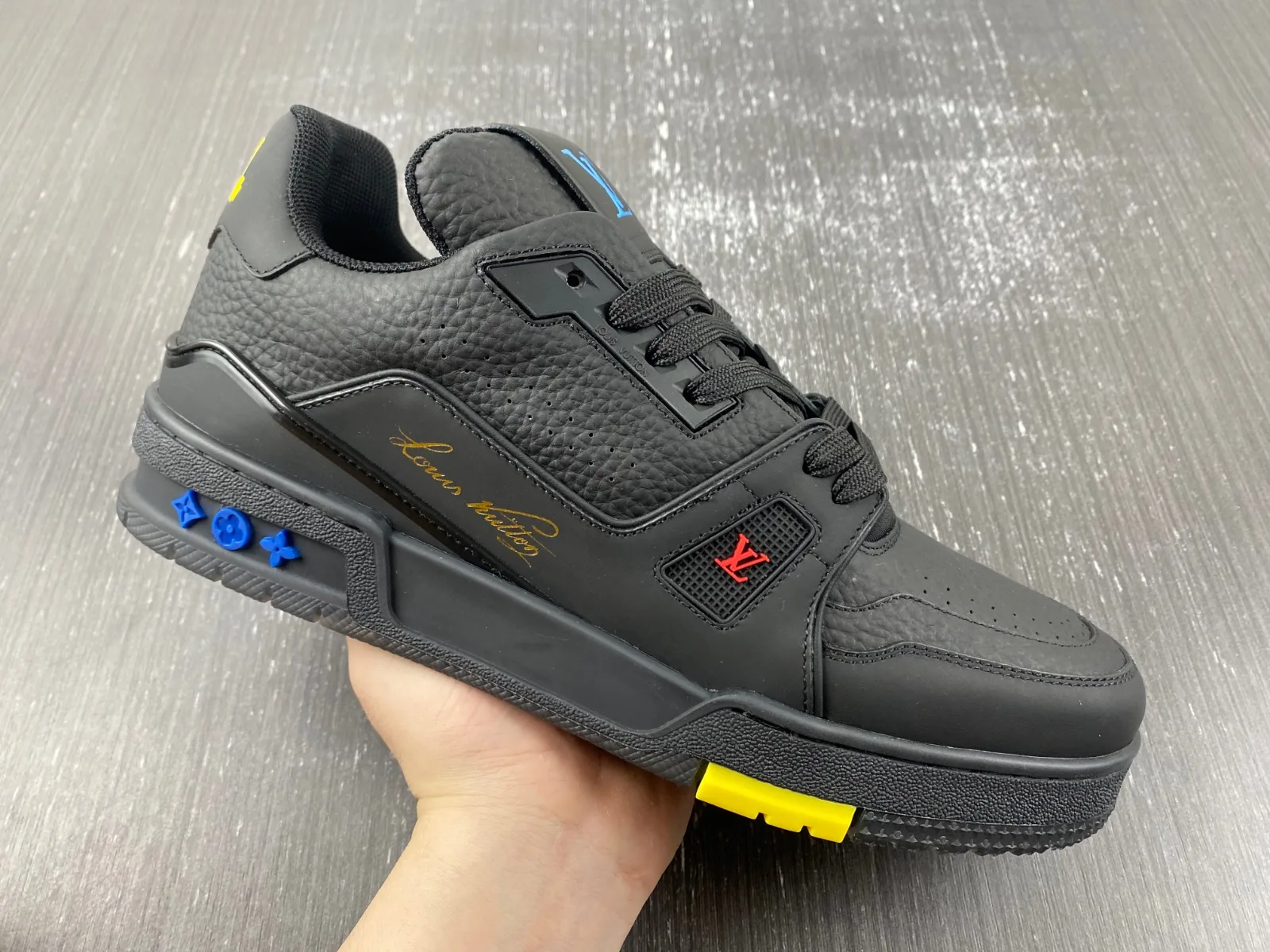 Louis Vuitton Trainer “Black” — photo 7 of 17