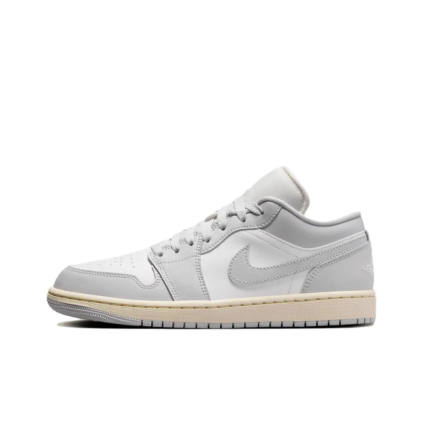 Nike “White Beige” — photo 1 of 1