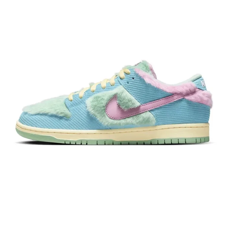Nike “White Mint” — photo 1 of 1