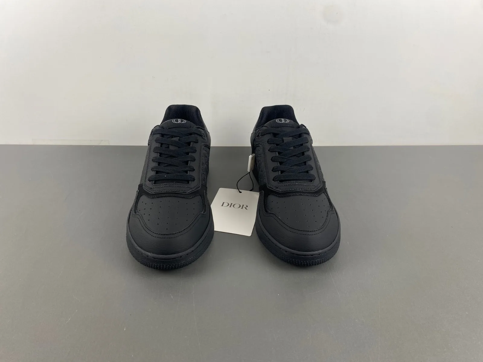 Dior “Full Black” — photo 1 of 17