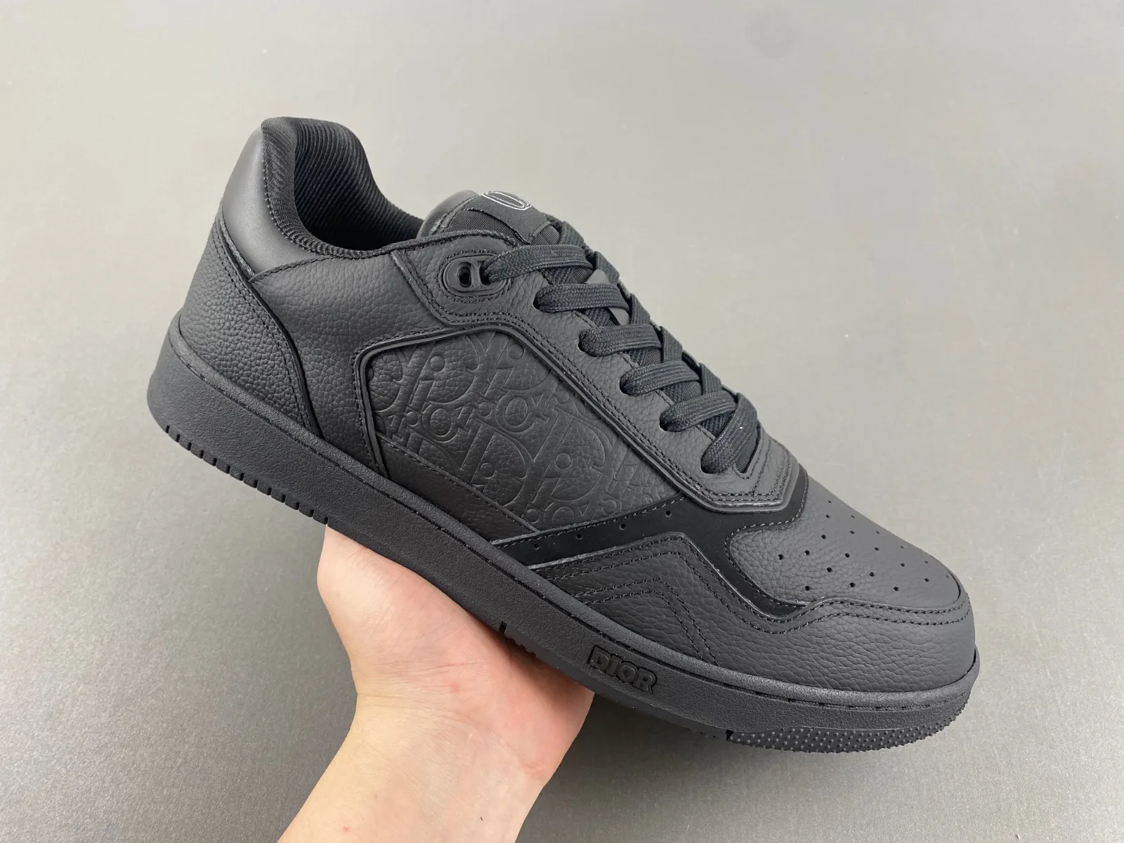 Dior “Full Black” — photo 6 of 17