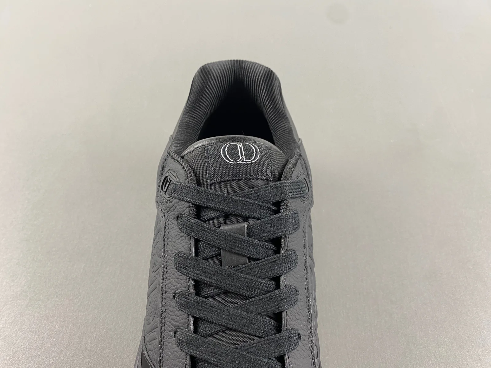 Dior “Full Black” — photo 8 of 17