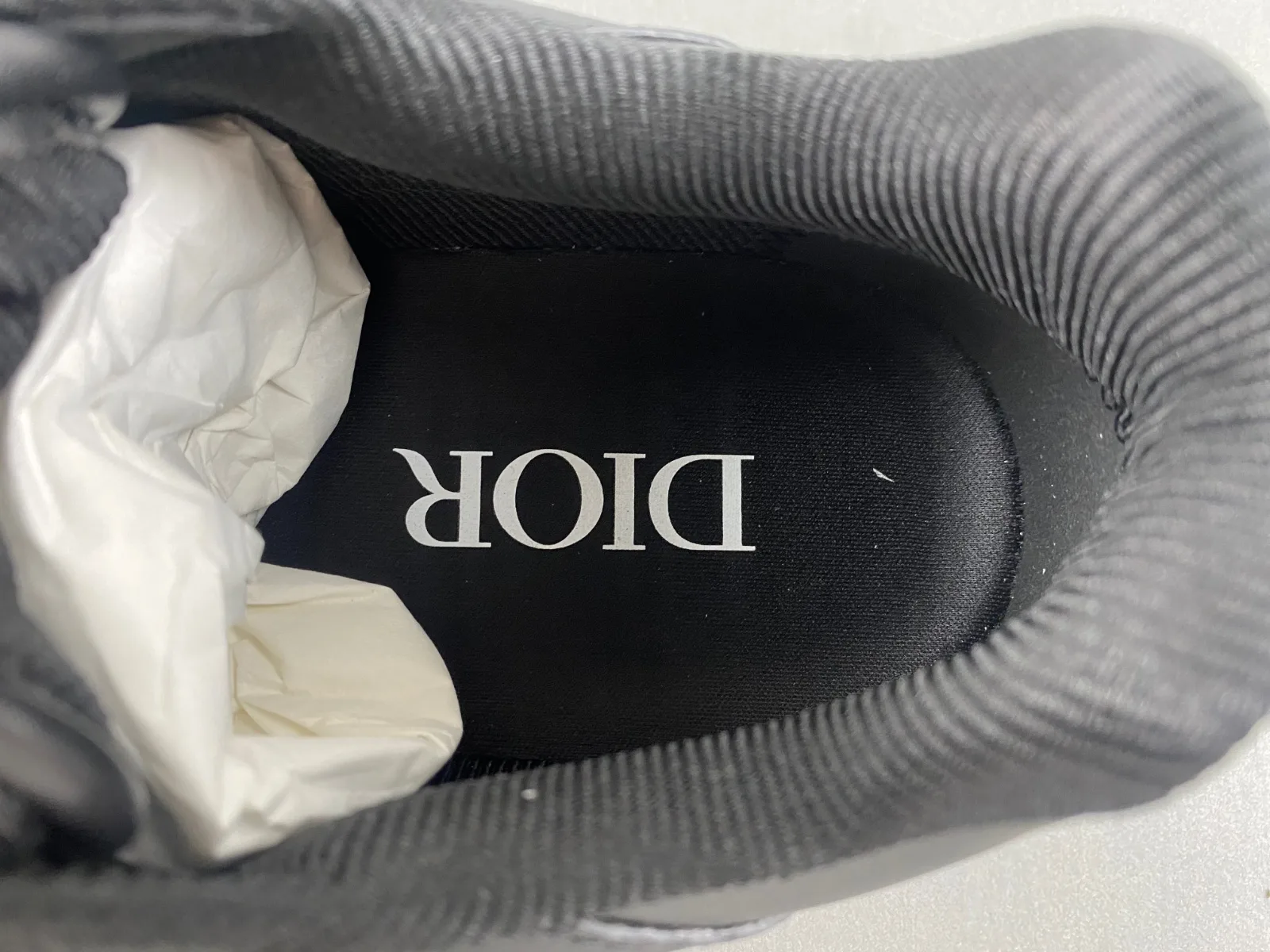 Dior “Full Black” — photo 12 of 17