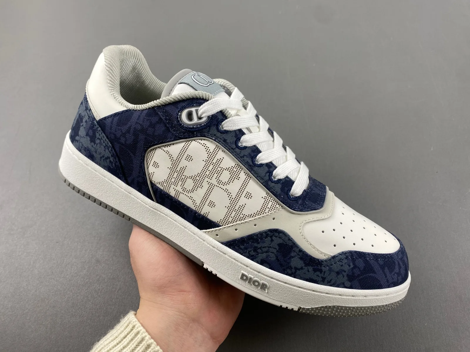 Dior B27 Low Dior Oblique Galaxy “White Dark Blue” — photo 7 of 17