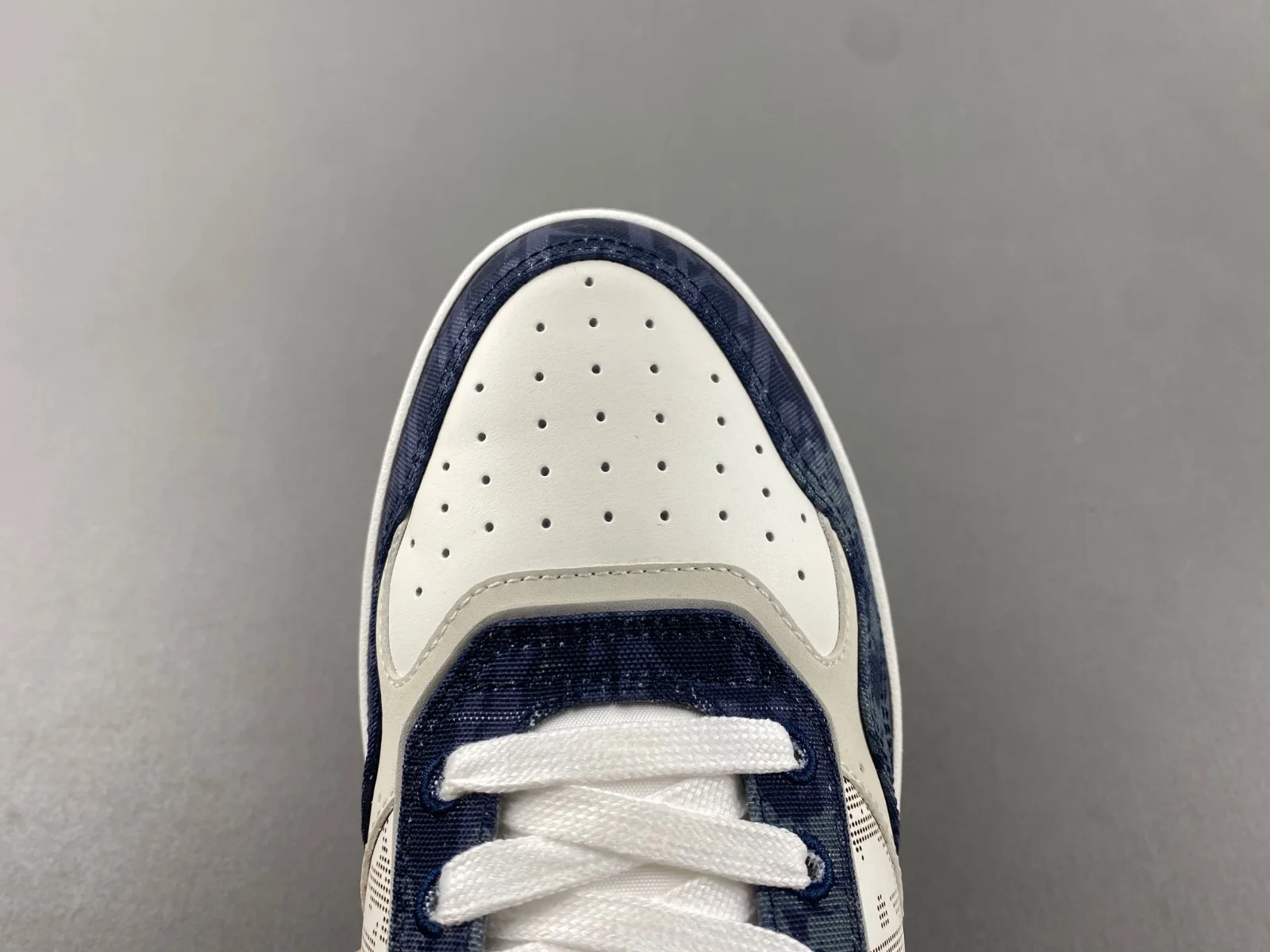 Dior B27 Low Dior Oblique Galaxy “White Dark Blue” — photo 10 of 17