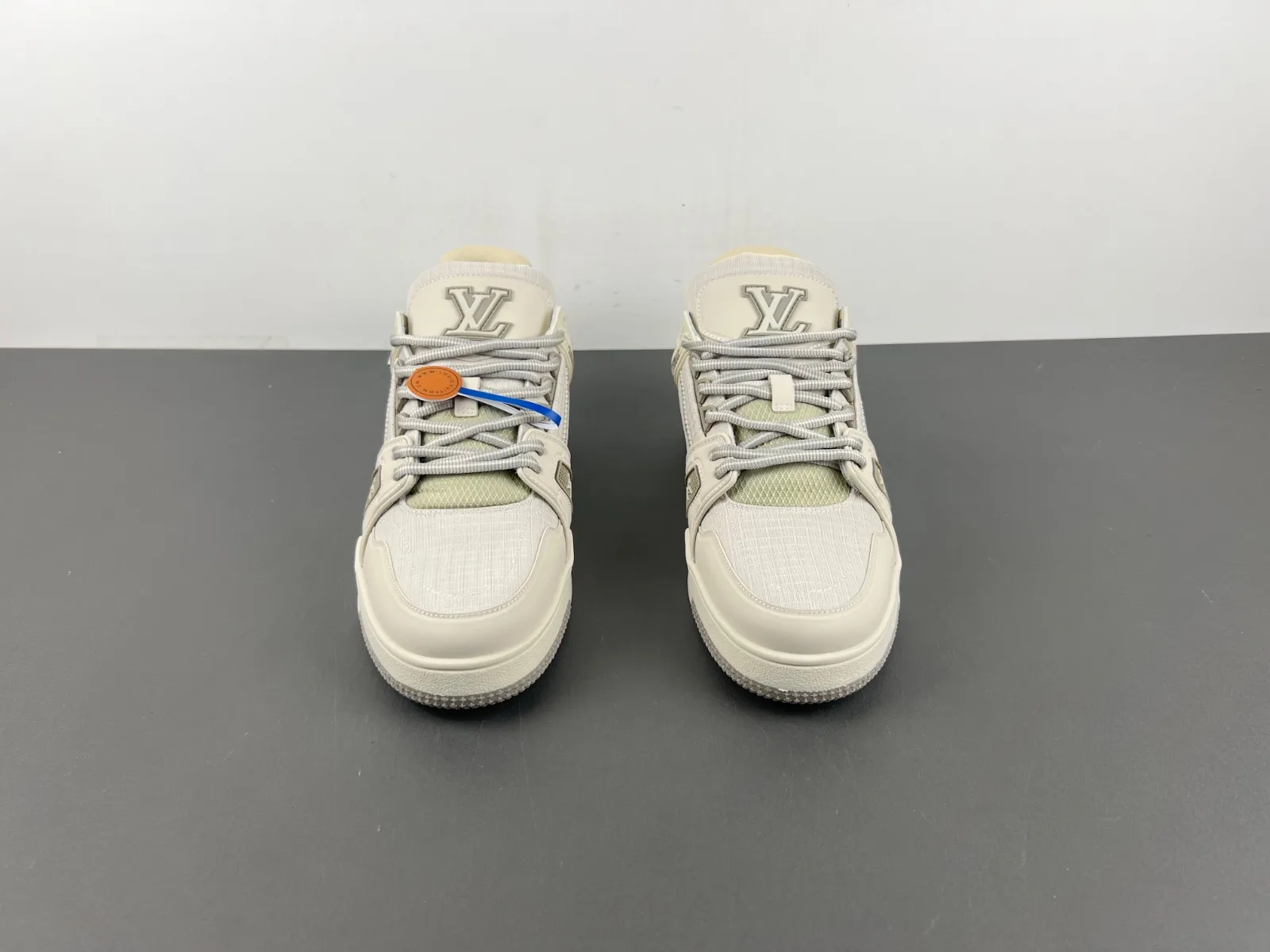 Louis Vuitton Trainer “Beige Grey” — photo 2 of 17