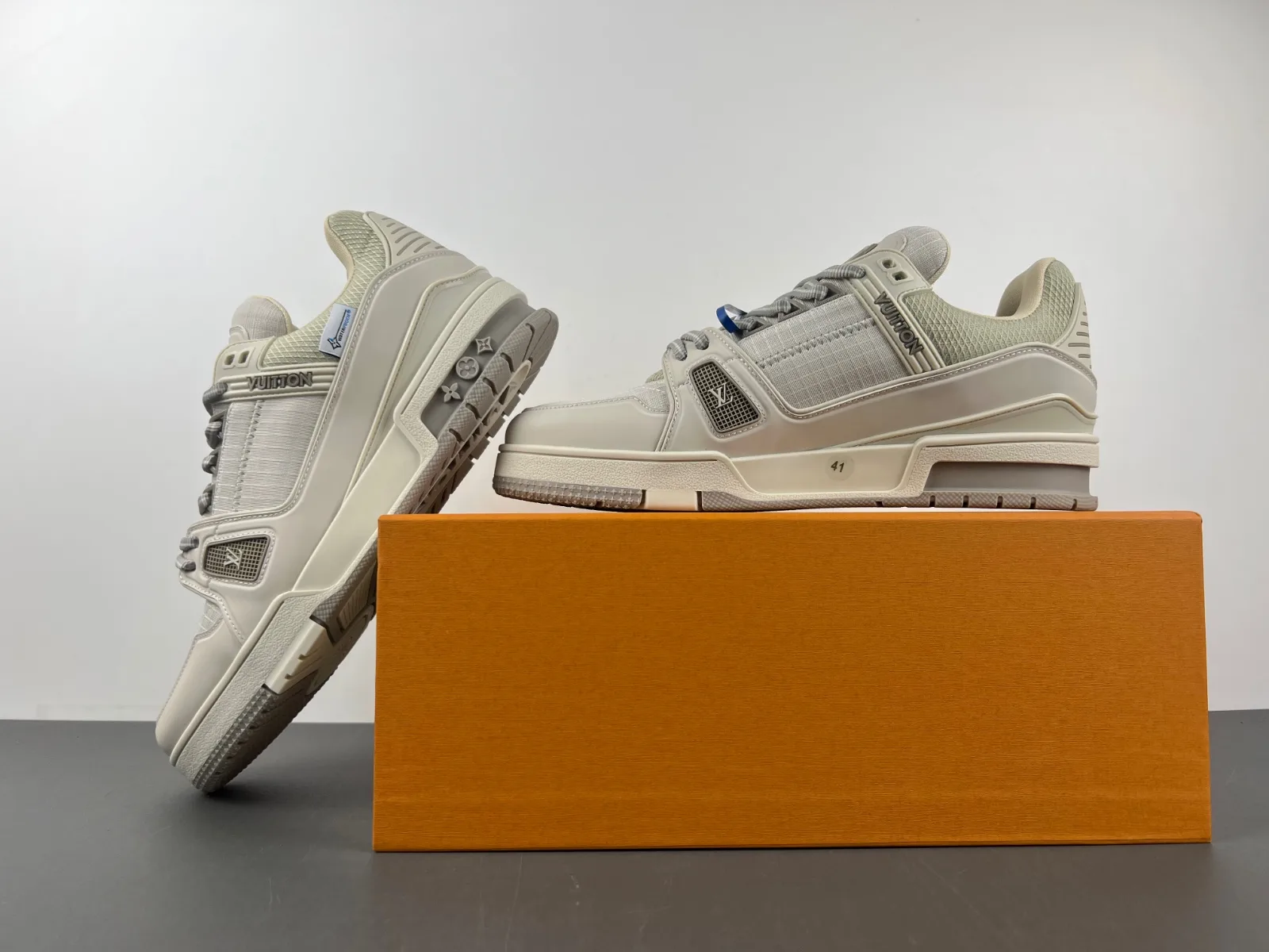 Louis Vuitton Trainer “Beige Grey” — photo 3 of 17