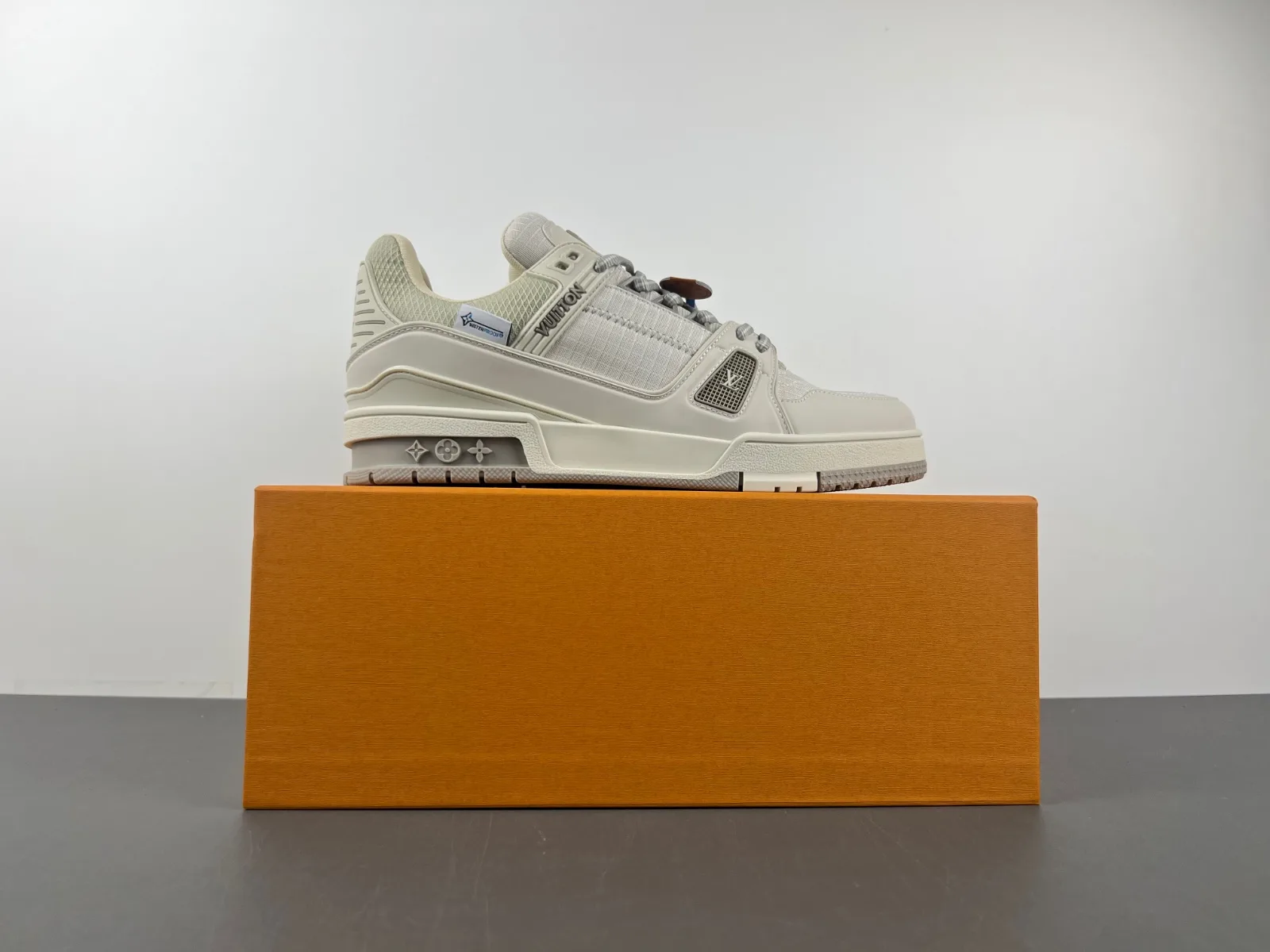 Louis Vuitton Trainer “Beige Grey” — photo 5 of 17