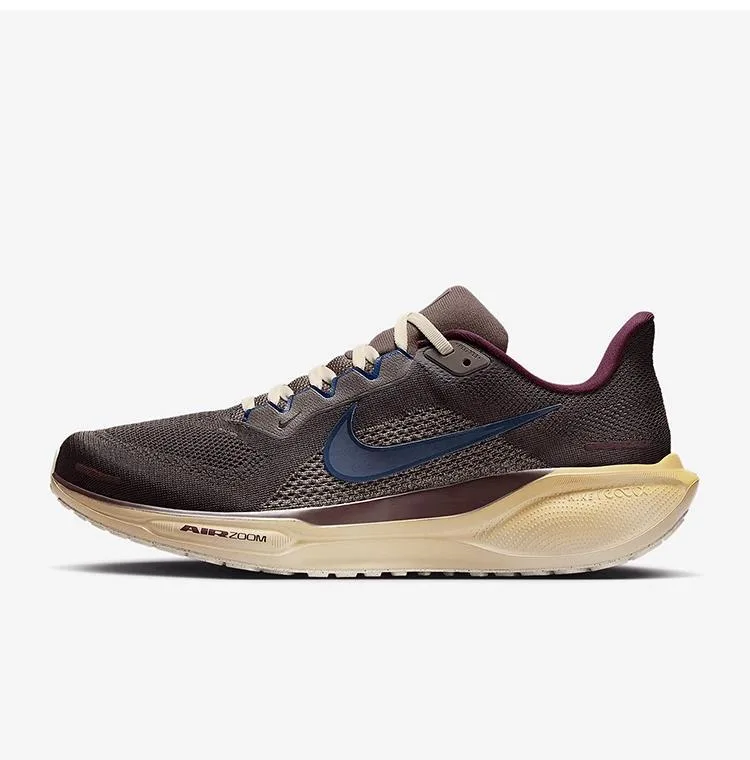 Nike “Charcoal Tan” — photo 1 of 1