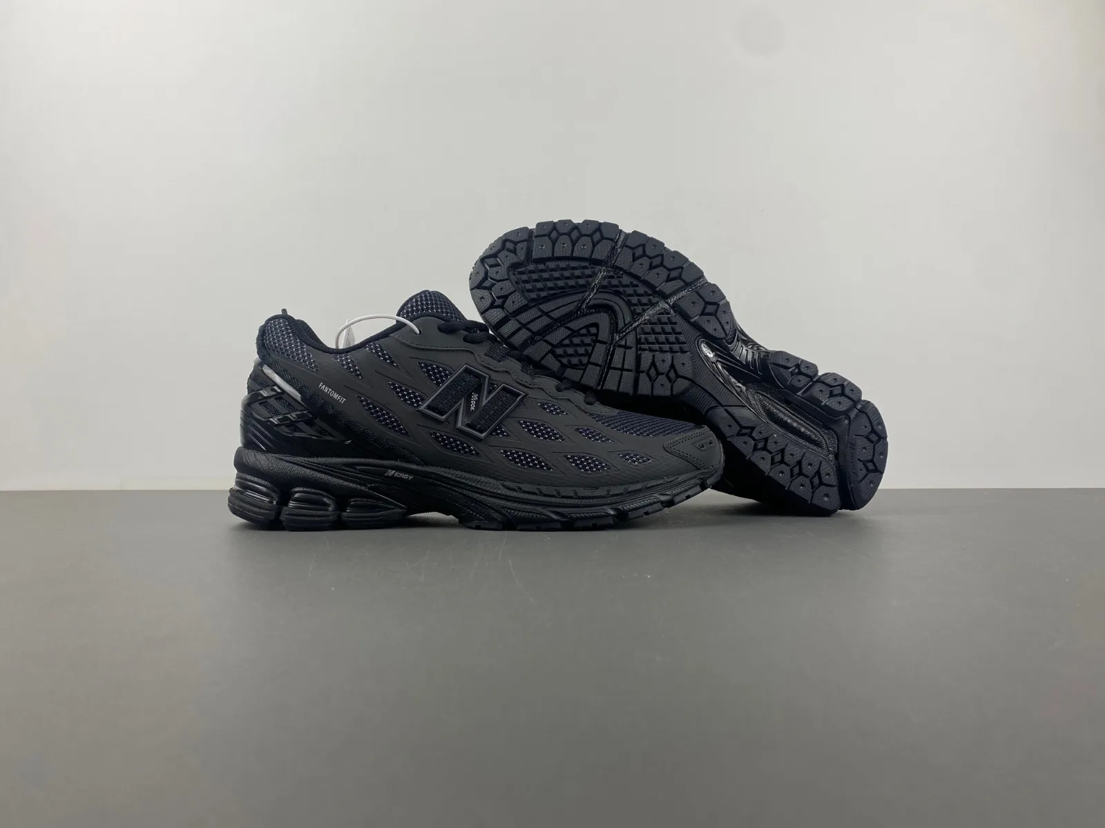 New Balance 1906 “Full Black” — photo 2 of 17