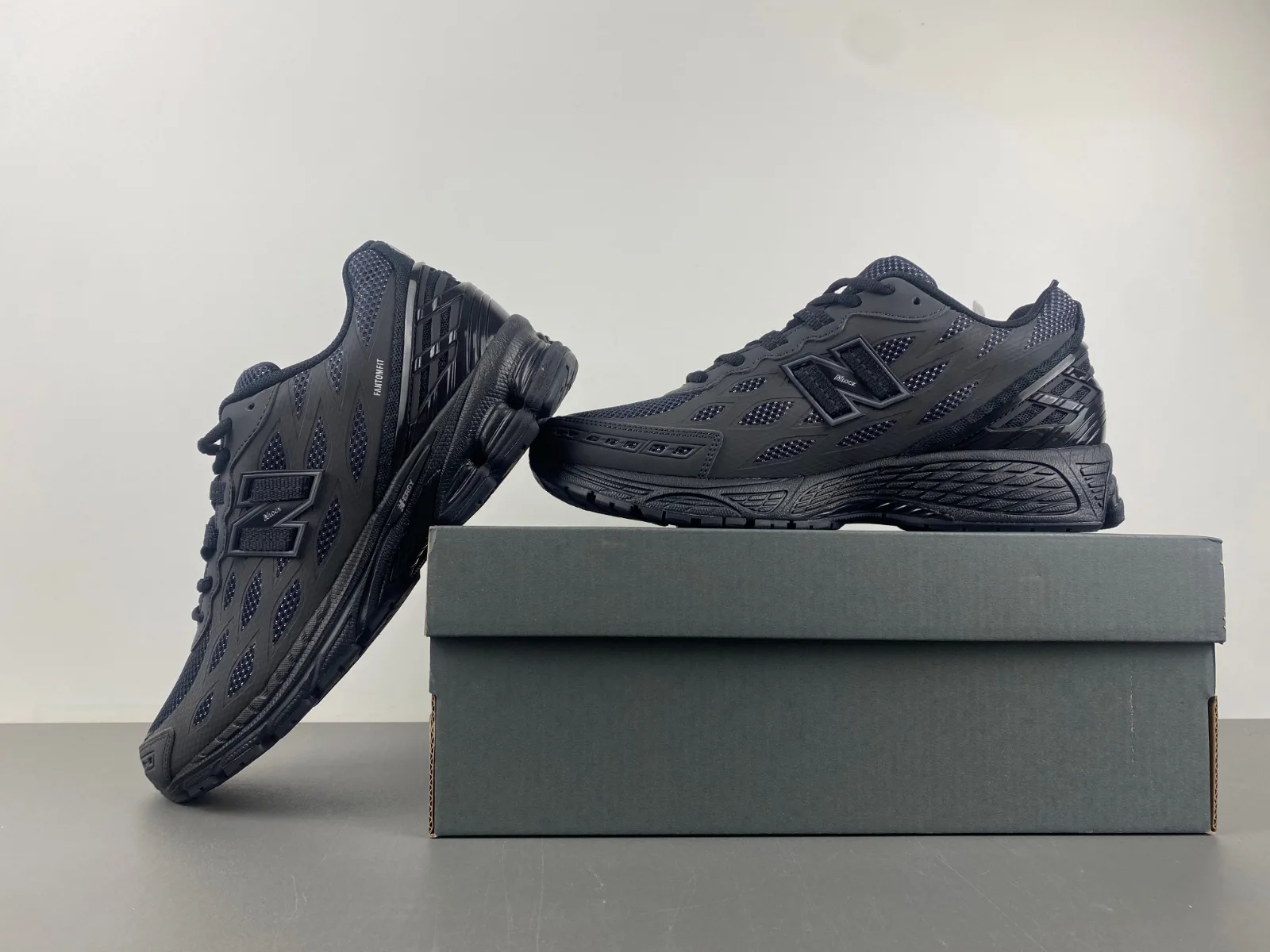 New Balance 1906 “Full Black” — photo 4 of 17