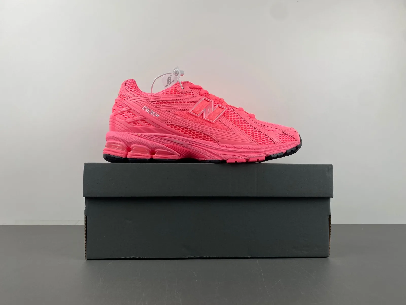 New Balance 1906 “Pink” — photo 7 of 17