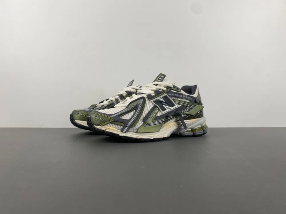 New Balance 1906 “Green White Dark Blue” — photo 1 of 17